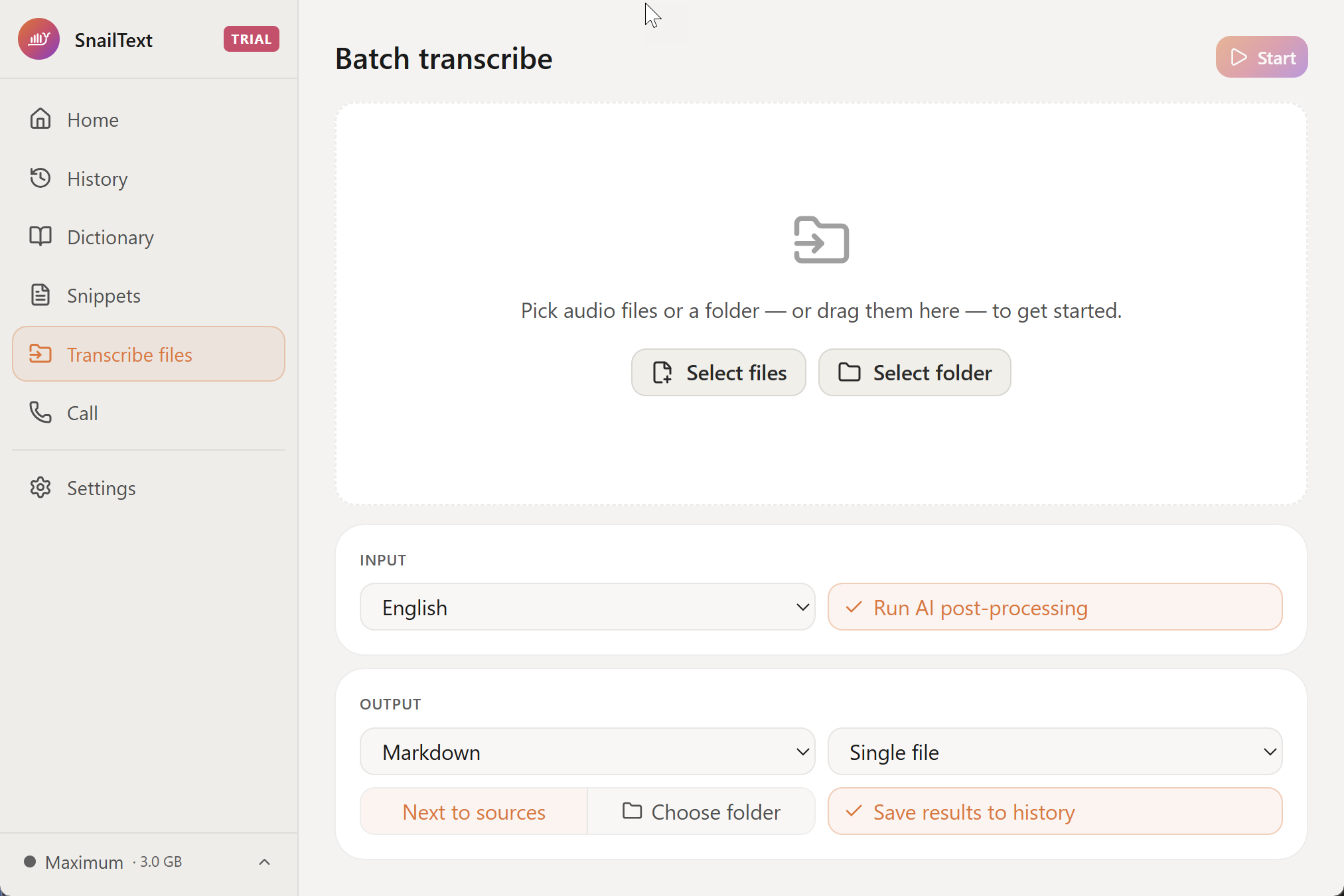 SnailText transcribe screen: drop audio files or a folder, choose the language and output format.
